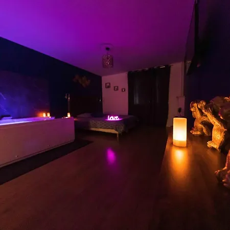 * Spa & Detente # Suite Privee # Tours # Netflix * Exterior photo